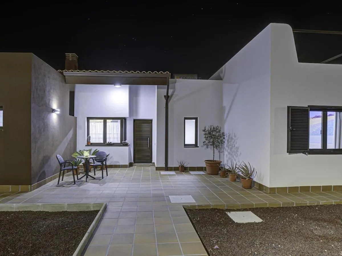 Villa El Molino piscina privada climatizada Caleta de Fuste